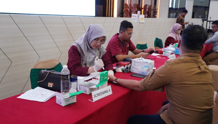 Peduli Masyarakat, Bank Jatim  Gelar  Aksi Kemanusiaan Donor Darah