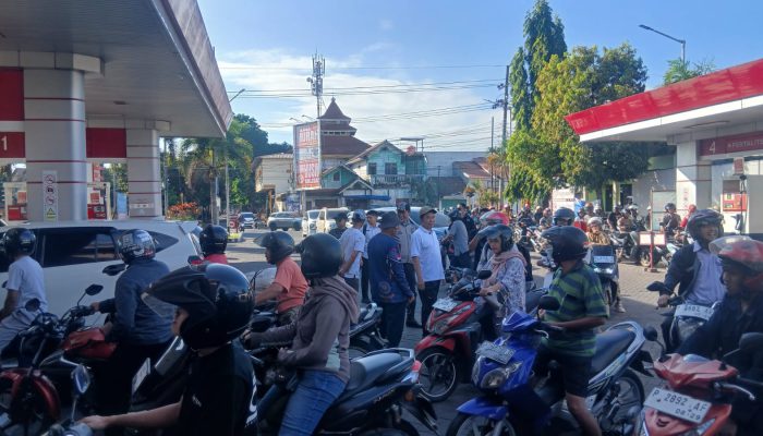 Bupati Bondowoso Tegaskan Krisis BBM Akibat Masalah Distribusi, Bukan Kelangkaan Stok