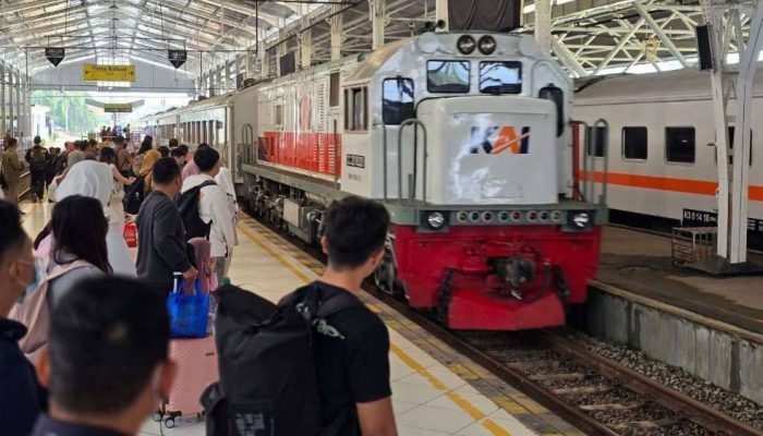 Libur Maulid Nabi, KAI Daop 1 Jakarta Layani Lebih dari 325 Ribu Penumpang