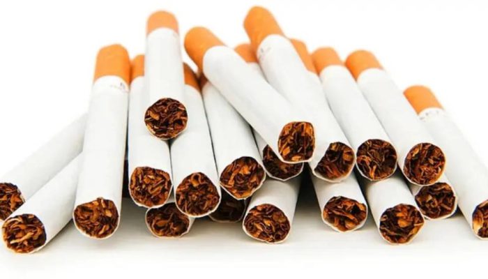 Cukai Rokok di Mata Ekonom UI: Solusi Kesehatan atau Ancaman Ekonomi?