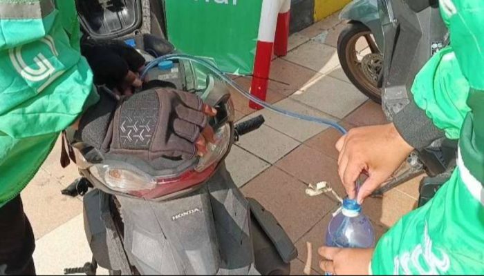 Heboh! Motor Ojol Mogok Usai Isi Pertamax, Diduga BBM Tercampur Air