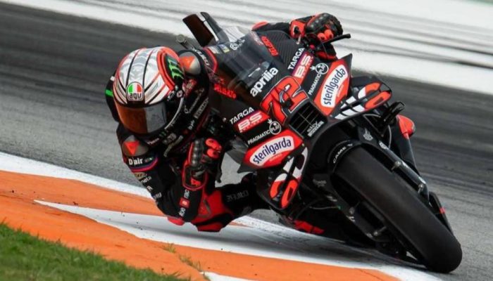 Bezzecchi Sabet Podium Utama MotoGP Valencia 2025