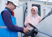 PLN dan Indosat Modernisasi SPKLU Lewat Teknologi Digital