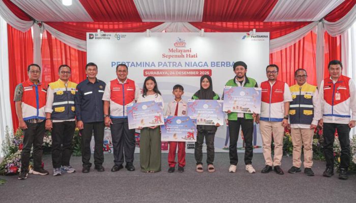Pertamina Patra Niaga Bantu Ratusan Ojol Surabaya Lewat Program Berbagi