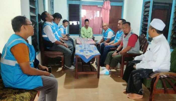 PLN UP3 Madura Perkuat Kesehatan Santri Lewat Program Berbagi Gizi Gratis