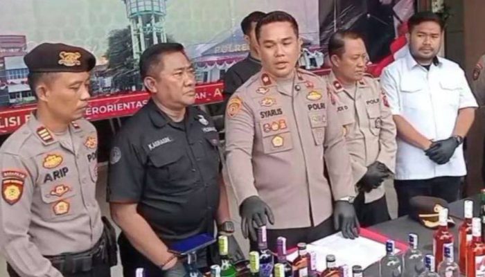 Polres Jombang Ungkap Peredaran Miras Ilegal, 680 Botol Disita