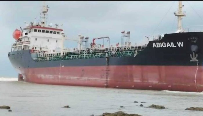 Kapal Tanker Kandas di Perairan Tuban, Pertamina Jamin Distribusi BBM Aman