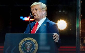 Trump Teken Perintah Eksekutif, Ancam Tarif 25 Persen bagi Negara yang Berdagang dengan Iran