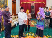 Industri Tumbuh Pesat, Khofifah Ajak BPN Jatim Lindungi Lahan Sawah Lewat Pemetaan LSD