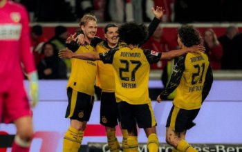 Dua Gol Telat Jadi Penentu Kemenangan Dortmund atas Stuttgart