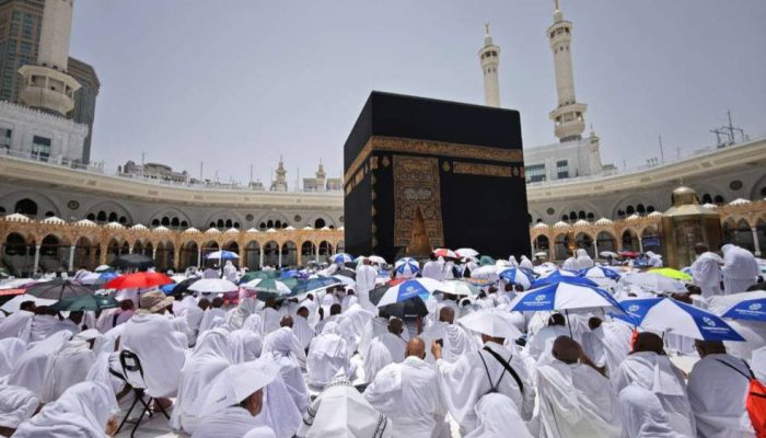 Kenaikan Tarif Pesawat Bebani Jemaah, Travel Umrah Mulai Kehilangan Pesanan