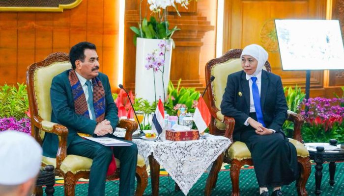 Khofifah Sambut Dubes Yaman di Grahadi, Bahas Peluang Investasi dan Pendidikan