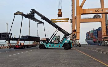TPS Jadi Hub Ekspor Lokomotif PT INKA untuk Pasar Australia