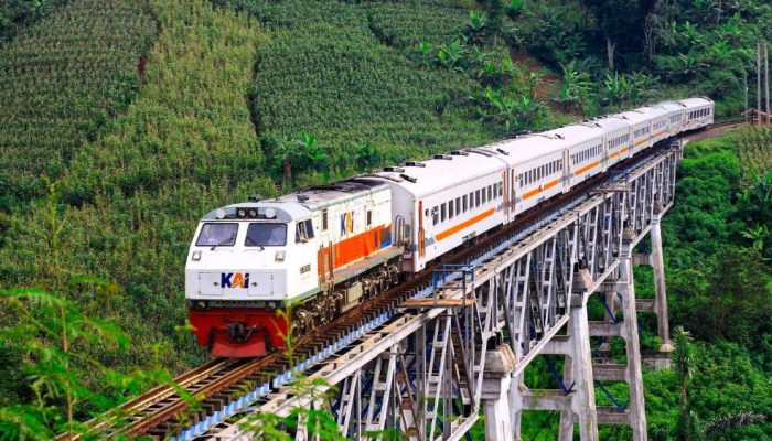 KAI Perkuat Transportasi Nasional dengan 12.856 Unit Sarana Perkeretaapian