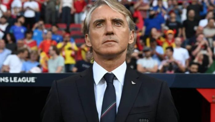 Roberto Mancini Kembali Tangani Timnas Italia, Bidik Kebangkitan Azzurri Menuju Piala Dunia 2030