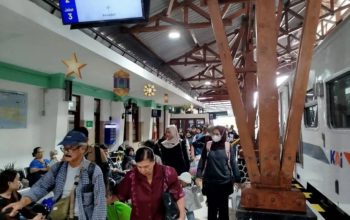 Hadapi Lonjakan Mobilitas, KAI Tambah Rangkaian Kereta Selama Long Weekend