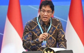 Gaji Guru Belum Naik di 2027, Anggaran Pendidikan Difokuskan ke MBG