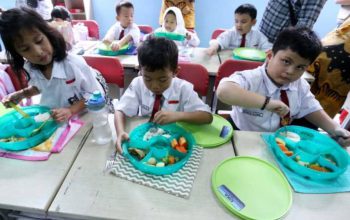 BGN Pangkas Anggaran Rp30 Triliun, MBG 2027 Jadi Rp240,2 Triliun