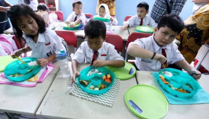 BGN Pangkas Anggaran Rp30 Triliun, MBG 2027 Jadi Rp240,2 Triliun