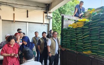 Stabilkan Harga Pangan, Bulog Surabaya Salurkan Beras SPHP dan 1 Juta Liter Minyak Goreng