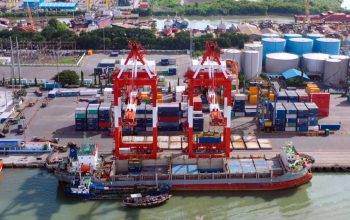 Arus Petikemas Terminal Teluk Lamong Tembus 2 Juta TEUs, Layanan Operasional Lampaui Target