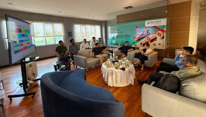 Kolaborasi TTL dan OOCL Diperkuat, Surabaya Didorong Jadi Hub Logistik Indonesia Timur